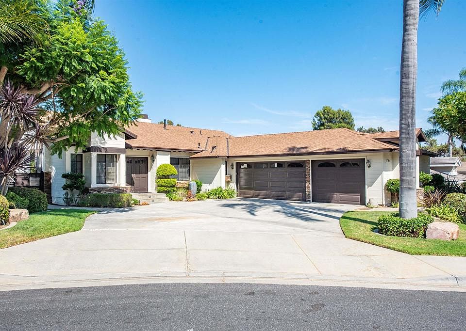 1st image of 1826 Goldenrod Ln