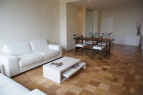 Rented by REGII | media 23