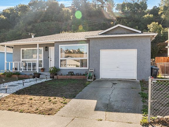 2nd image of 377 Pepper Drive