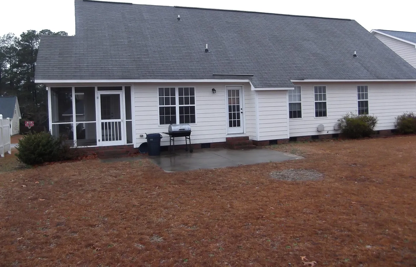 4 Bedroom 3 Full Baths! Coming Available after 08/31/26! — Photo 3