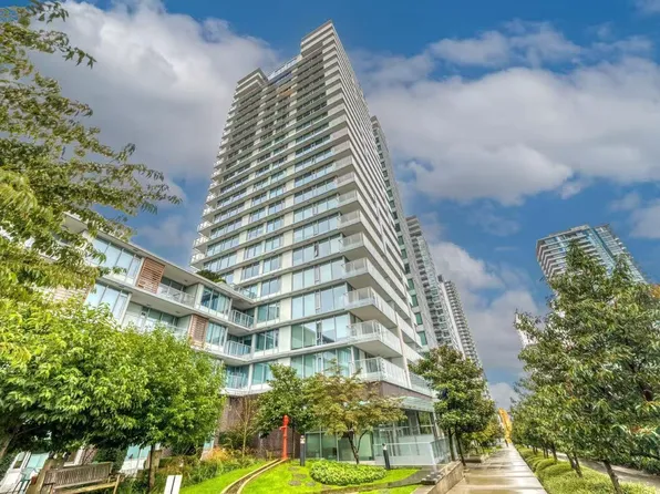 8031 Nunavut Ln, Vancouver, BC V5X 0C9