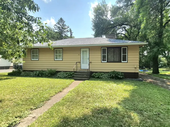 38 1st St N, Waite Park, MN 56387