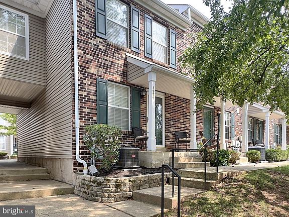 3rd image of 3977 Captain Molly Cir