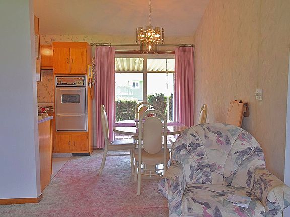 5th image of 7406 Fern Dr