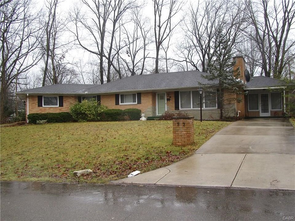 1st image of 92 Winnet Dr