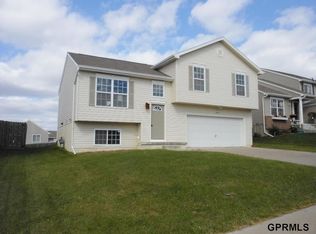 19704 X St, Omaha, NE 68135