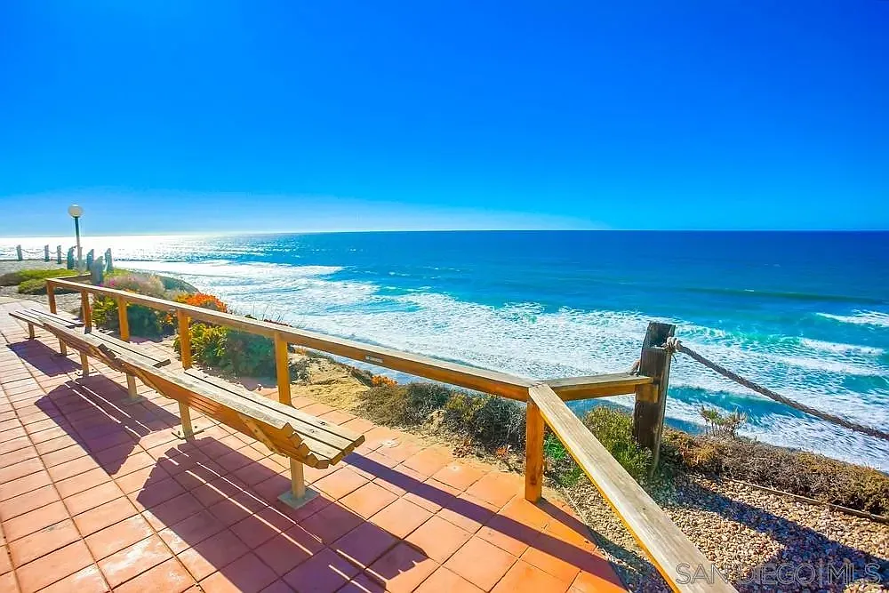 Solana Beach & Tennis Club — Photo 1