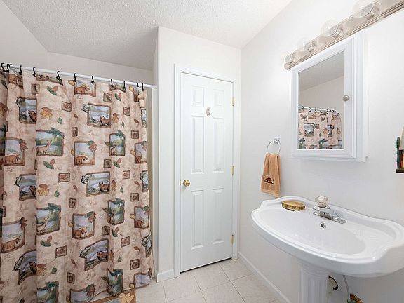 Master bath with shower 