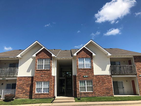 4th image of 29 N Cedar Lake Dr W APT 205