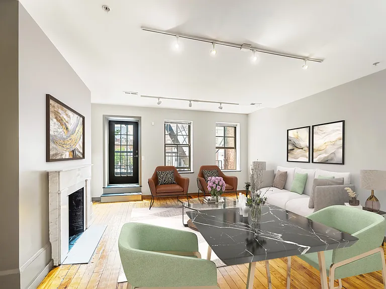 Living Room/ Dinning Room