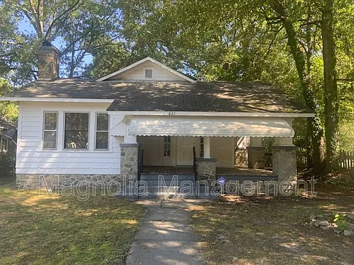 621 E Montgomery St Photo 1