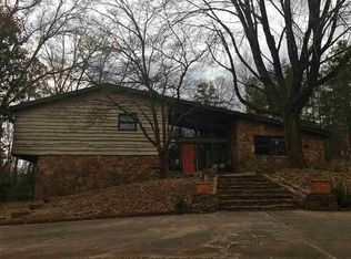 130 Cobblestone Dr, Central, SC 29630