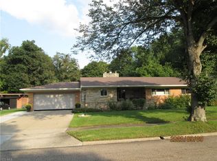 361 Mowbray Rd, Akron, OH 44333