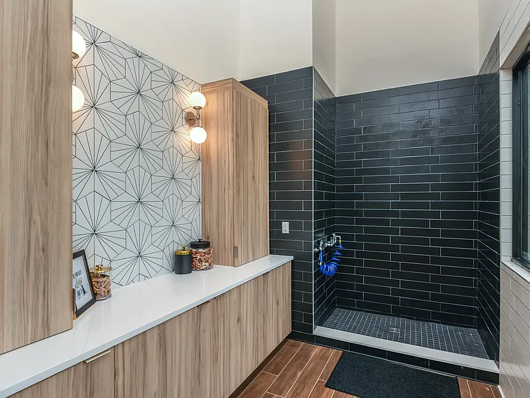 Because your pets deserve the best amenities too.