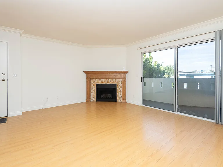3839 Motor Ave #201 — Photo 2