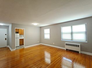 121 Forest Ave #9A, Ambler, PA 19002