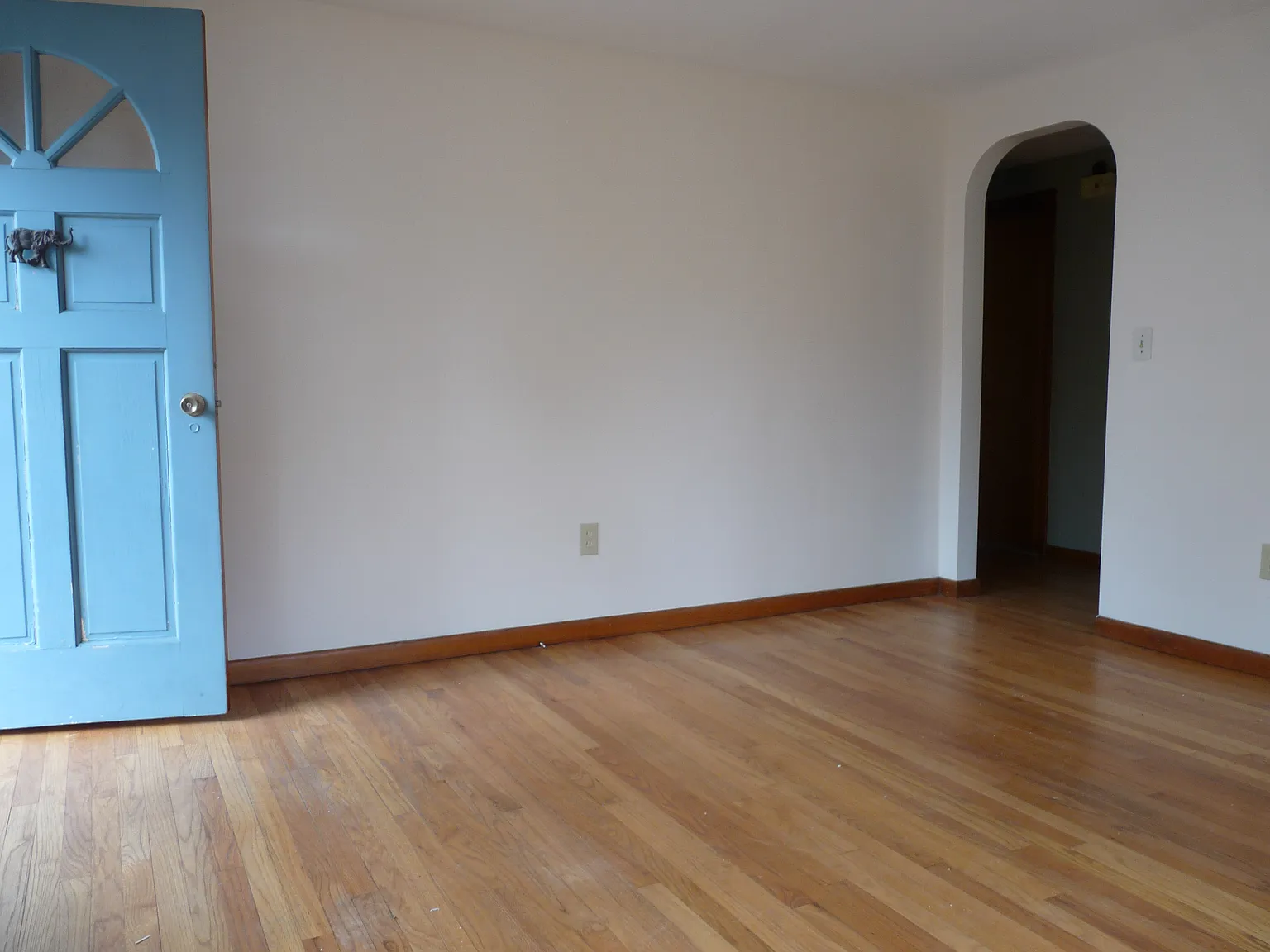2 bed, 850 sqft, $2,800 — Photo 2