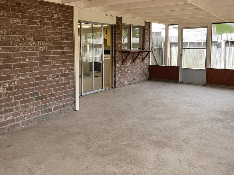 8206 Westbank Ave — Photo 22
