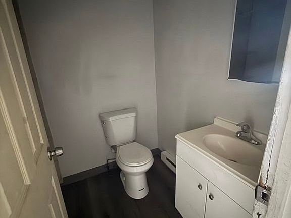 4th image of 113 S 8th St #2