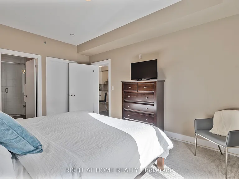 2486 Old Bronte Rd #423 — Photo 8
