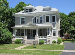 38 Center St, Waterloo, NY 13165