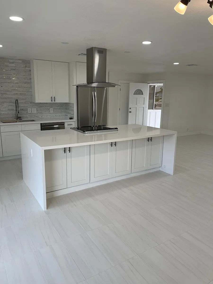 Building Photo - 8738 E Starlight Way