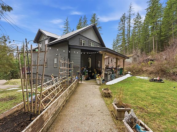 4th image of 7463 Black Rd SE