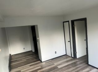 802 Asylum St #1, Flint, MI 48503