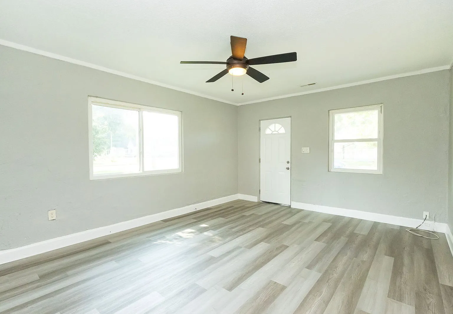 2 bed, 1.0 bath, 864 sqft, $945 — Photo 4