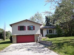 1st image of 2300 W Carriage Hill Dr
