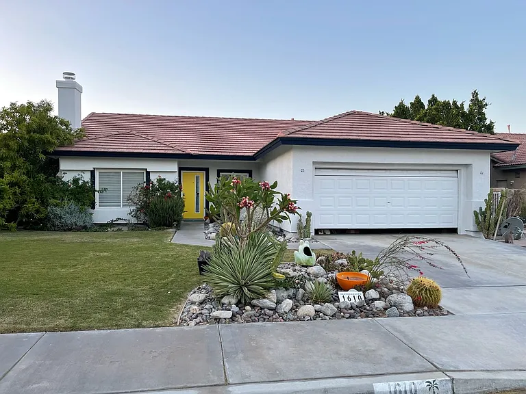 1610 Amelia Way — Photo 1