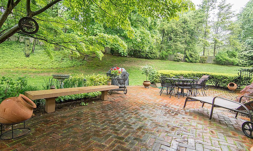 2nd image of 3 Joan Ct