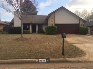 9609 Willow Wind Dr, Midwest City, OK 73130