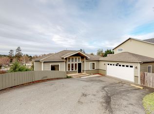 2270 Sunset Ridge Ln, McKinleyville, CA 95519