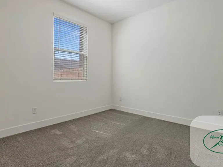 2346 Vaca Way — Photo 8