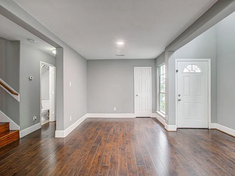13963 Maximos Dr — Photo 6