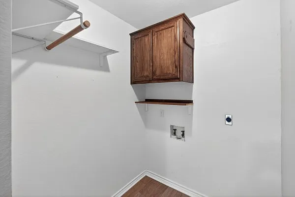 13905 Hawksnest Bay Dr — Photo 10