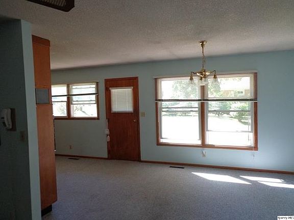 Home for Sale in Quincy, IL $125,000