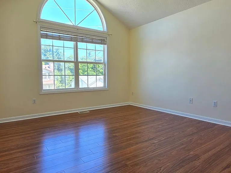 140 Byerly Blvd — Photo 13