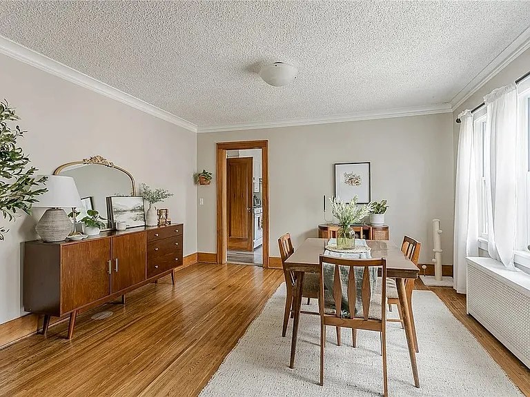 28-30 Elmcroft Rd #28 — Photo 5