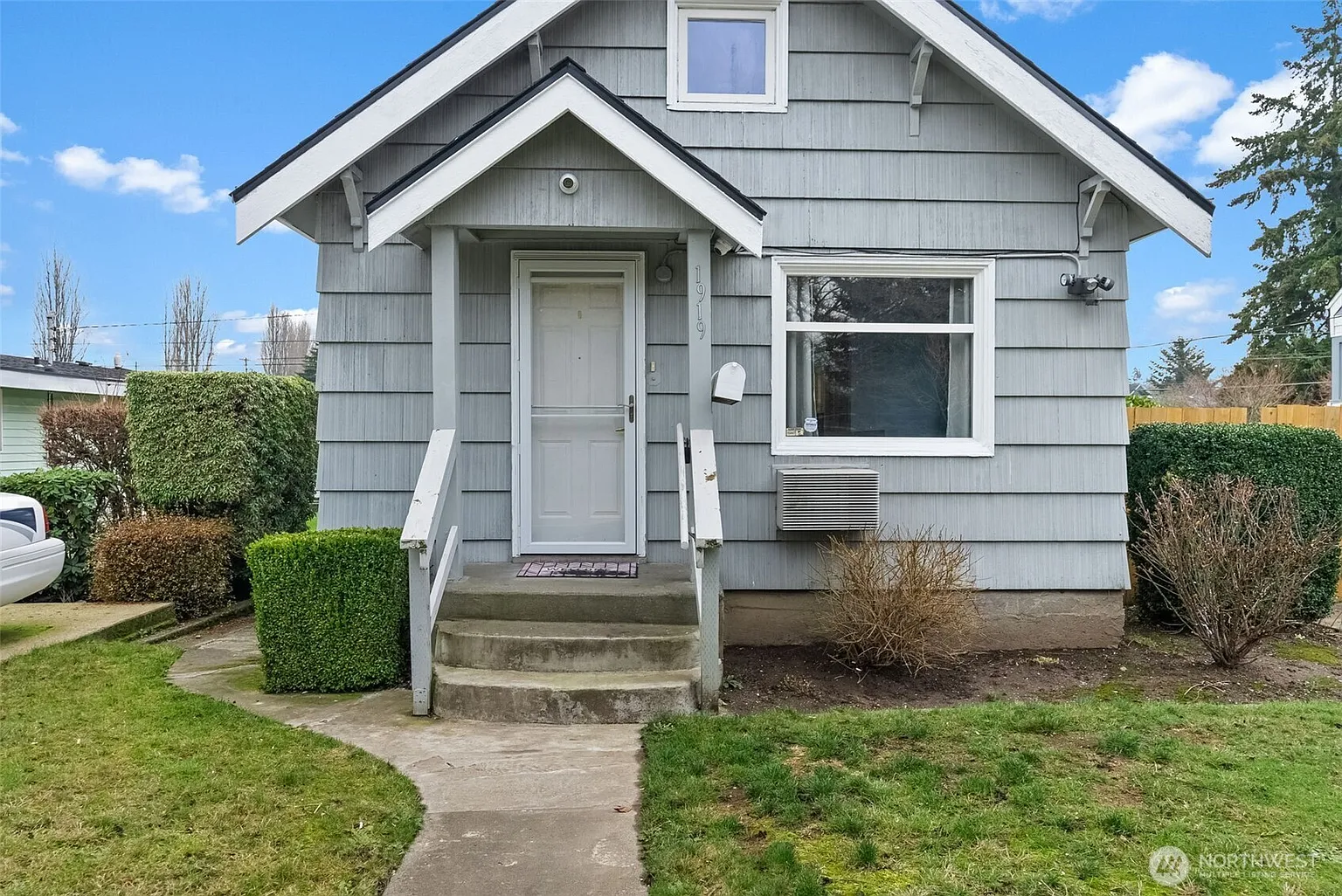 1919 S Sprague Avenue photo 1