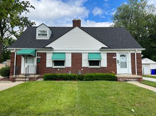 21635-39 Moross Rd, Grosse Pointe, MI 48236