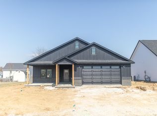 4050 W Carmola Dr, Bloomington, IN