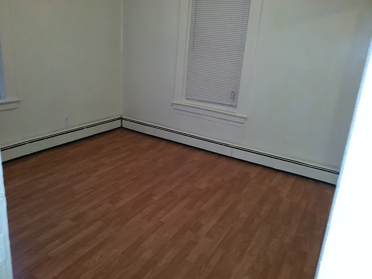 220 Washington St #5 — Photo 4