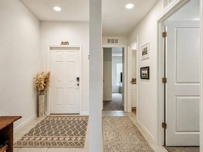 13191 Garnet Raspberry Ave — Photo 4