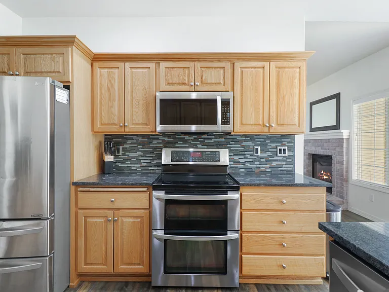 695 W Riodosa Dr — Photo 6
