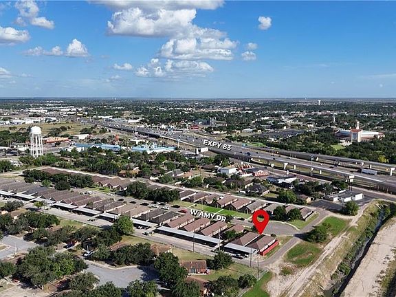 5th image of 308 W Amy Dr