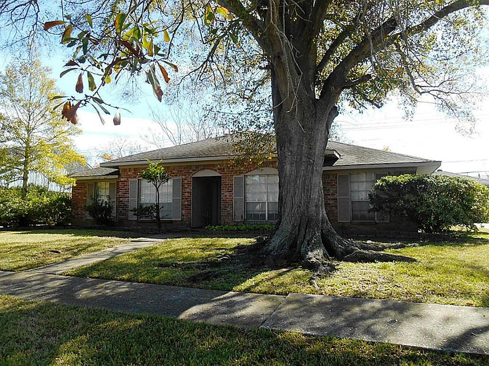 1st image of 8307 Twin Hills Dr