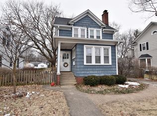 145 S Fordham Ave, Aurora, IL 60506