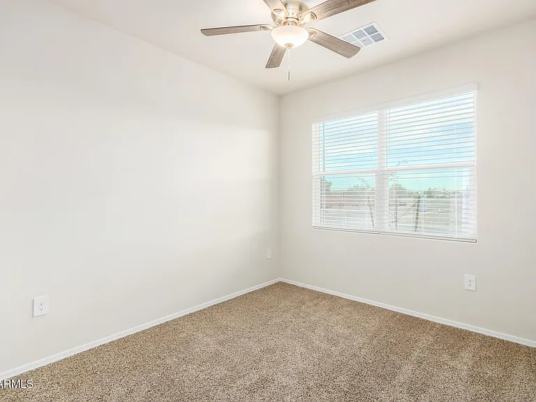 1810 W Pinkley Ave — Photo 26